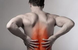 prečo ťa bolí chrbát a čo robiť