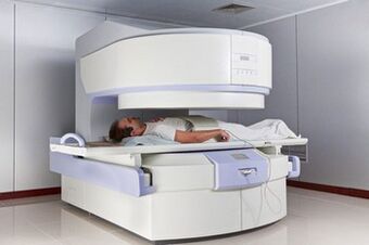 MRI na diagnostiku osteochondrózy hrudníka